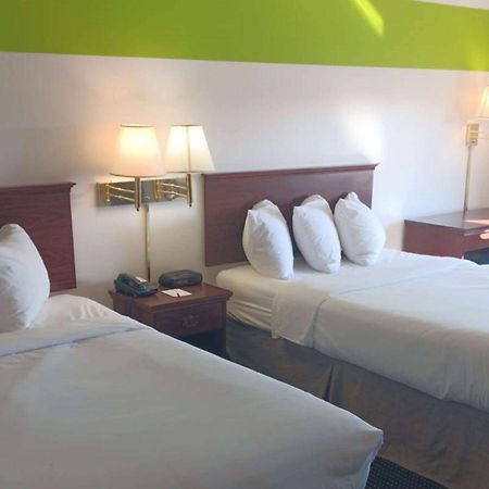 Ramada Limited - Mount Sterling Otel Dış mekan fotoğraf