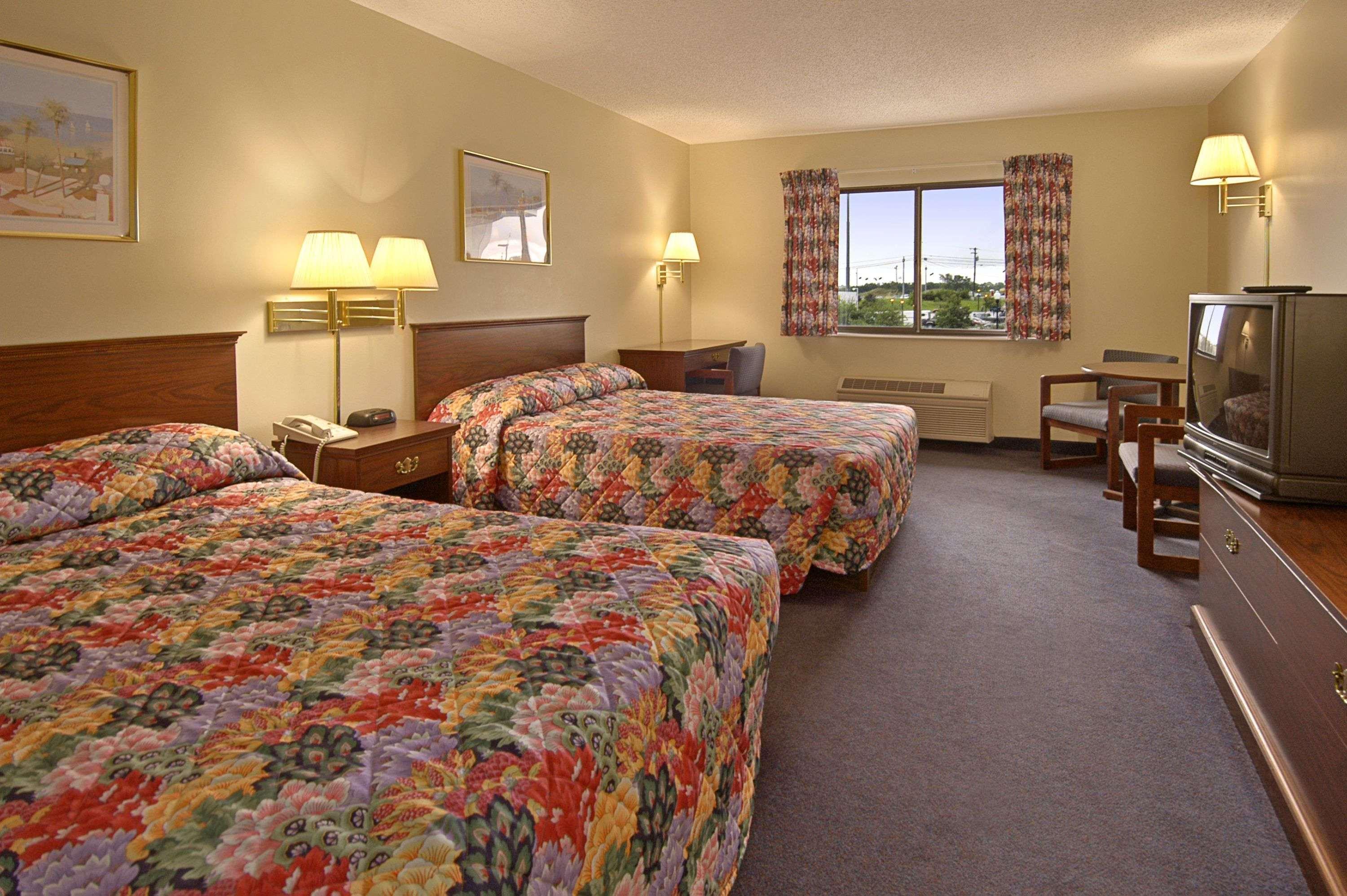 Ramada Limited - Mount Sterling Otel Dış mekan fotoğraf