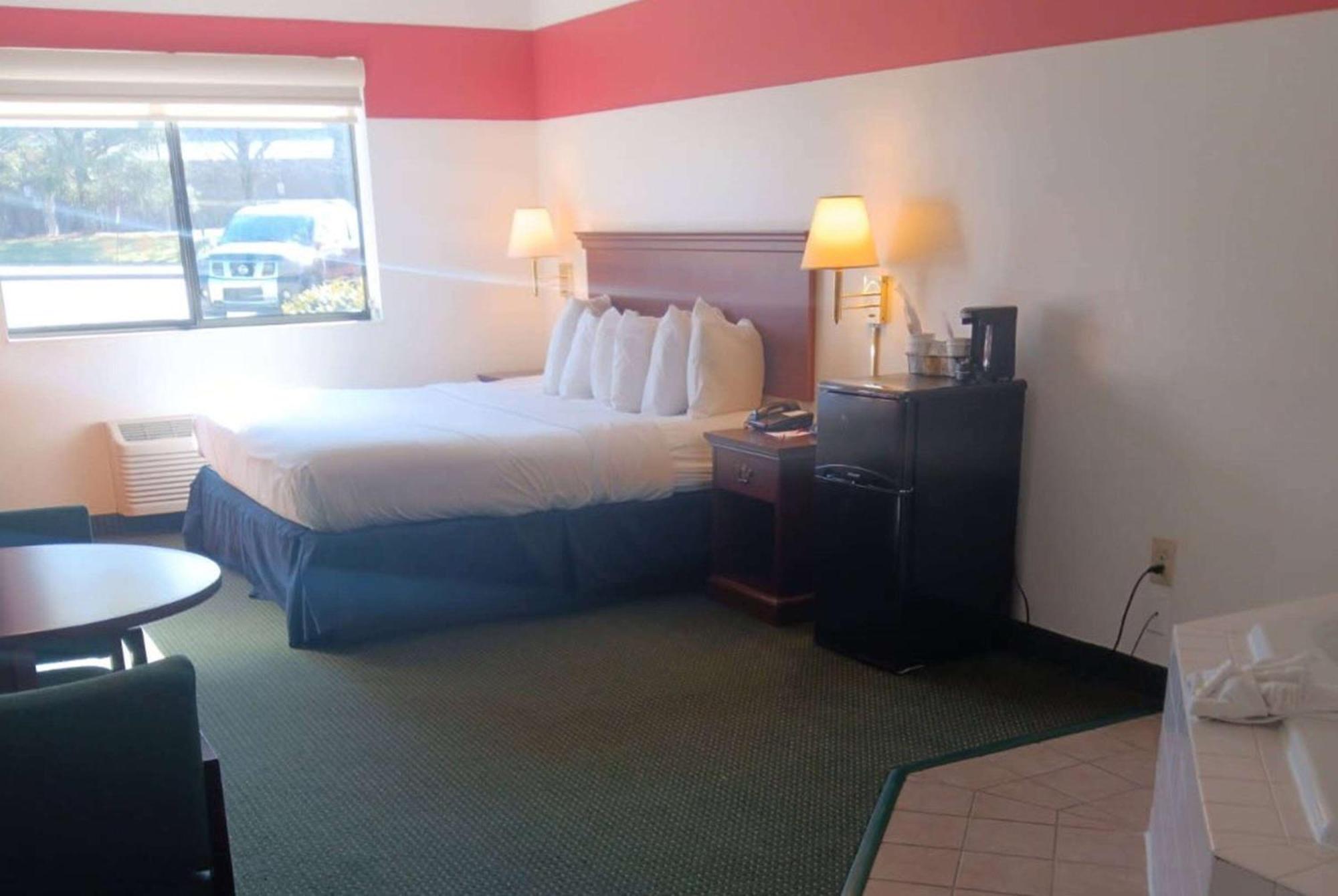 Ramada Limited - Mount Sterling Otel Dış mekan fotoğraf